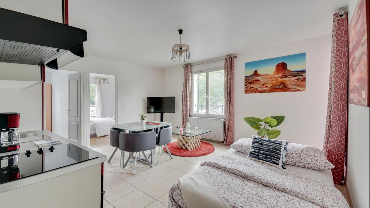 Chic Apart With Parking Near Paris Apartamento Aubervilliers Exterior foto